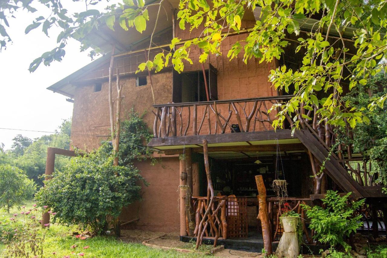 Anushka Nera Nature House Sigiriya Bilik gambar